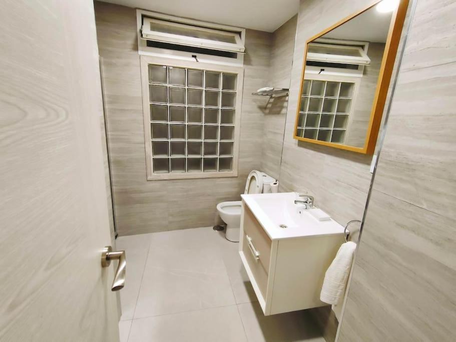 Apartamento En Centro Historico Cerca De La Playa Apartment Cadiz Ngoại thất bức ảnh